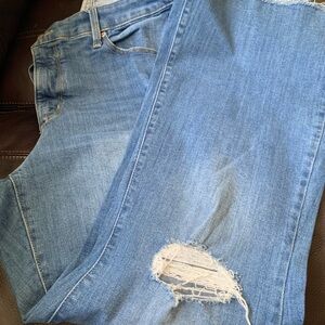 2 pairs Jean Bundle! Ava & Viv & Wild Fable Blue Distressed Women's Jeans